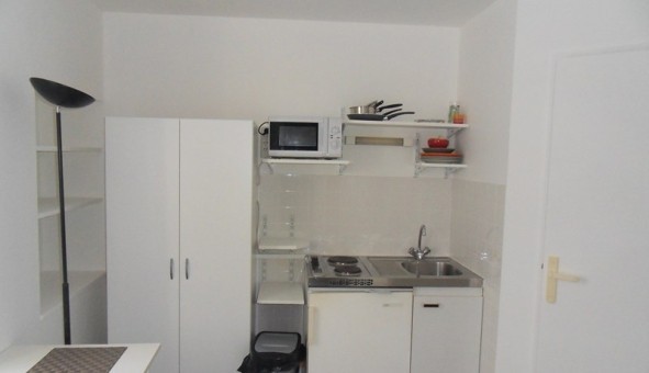 Logement tudiant Studio à Bourges (18000)