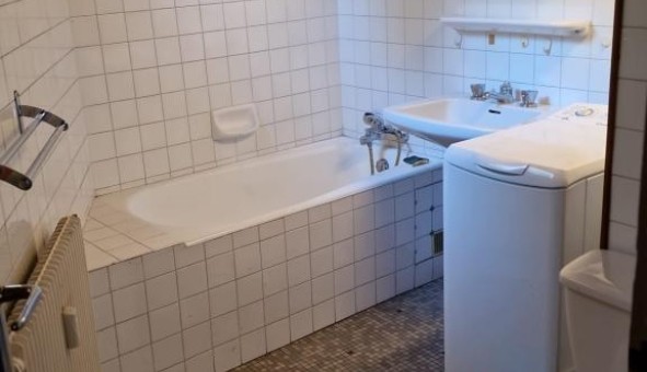 Logement tudiant Studio à Brides les Bains (73570)