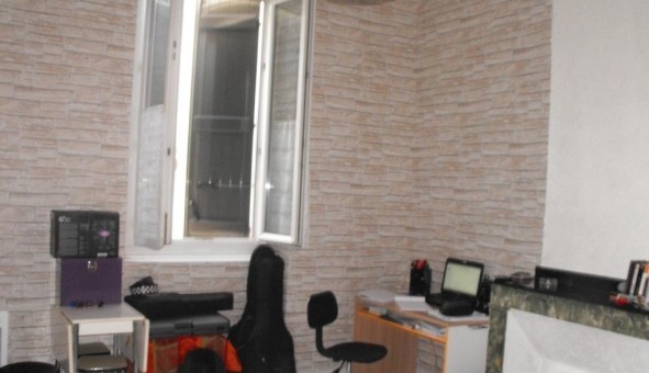 Logement tudiant Studio à Burlats (81100)