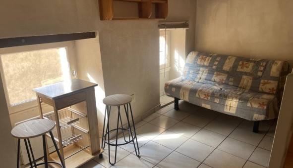 Logement tudiant Studio à Cahors (46000)