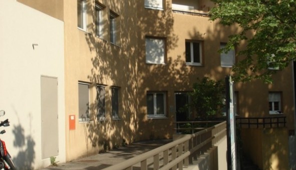 Logement tudiant Studio à Caluire et Cuire (69300)