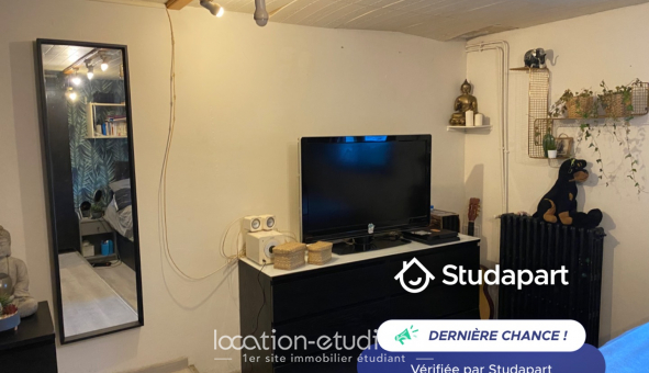 Logement tudiant Studio à Carrires sur Seine (78420)