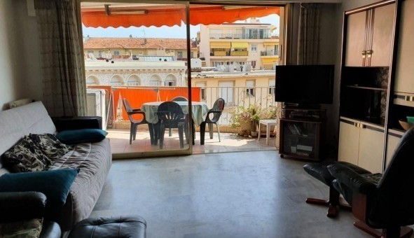 Logement tudiant Studio à Castellar (06500)