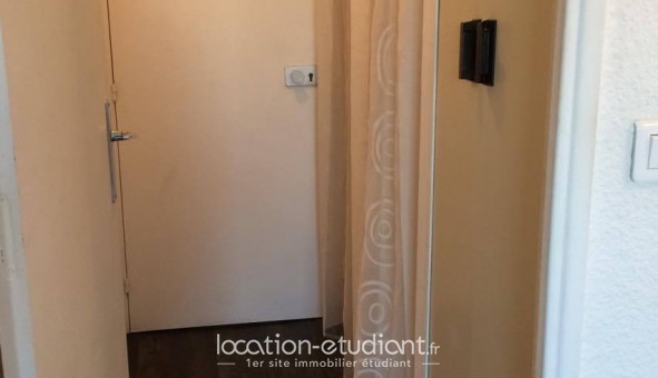 Logement tudiant Location Studio Vide Cergy (95000)