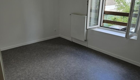 Logement tudiant Studio à Chlons en Champagne (51000)