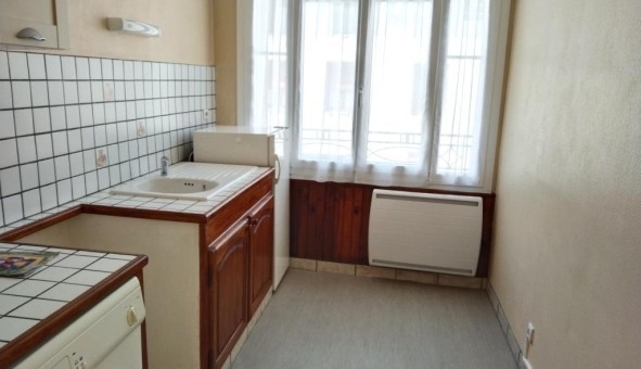 Logement tudiant Studio à Chlons en Champagne (51000)