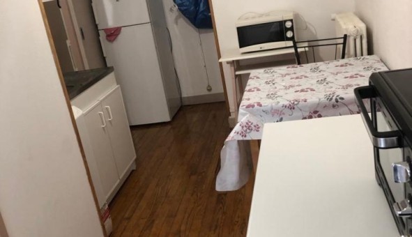 Logement tudiant Studio à Chamalires (63400)