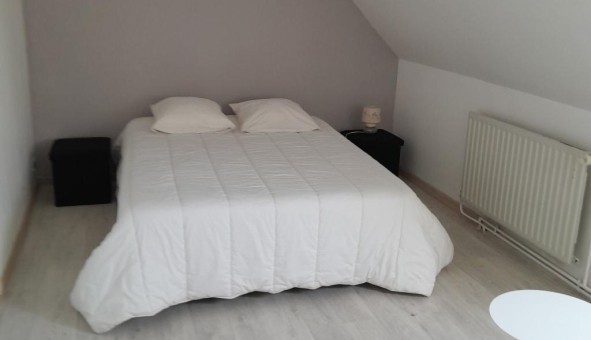 Logement tudiant Studio à Chamarande (91730)