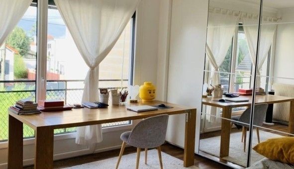 Logement tudiant Studio à Champigny sur Marne (94500)