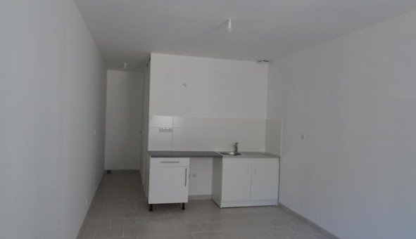 Logement tudiant Studio à Chantecoq (45320)