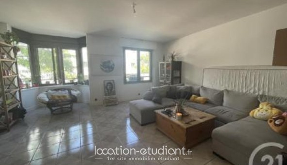 Logement tudiant Studio à Chartres (28000)