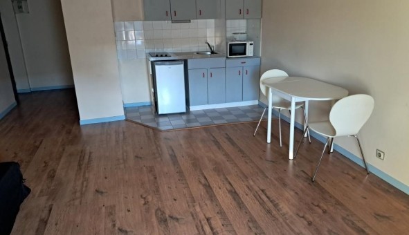 Logement tudiant Studio à Cholet (49280)