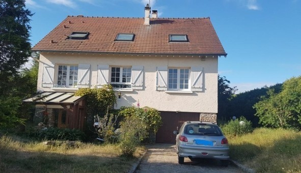 Logement tudiant Studio à Clairefontaine en Yvelines (78120)