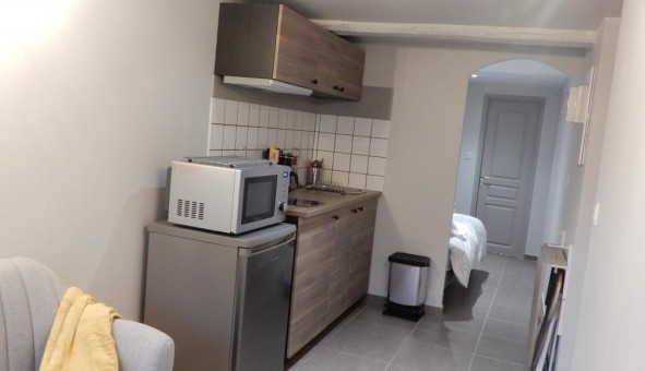 Logement tudiant Location Studio Vide Claret (05110)