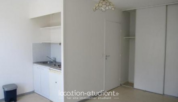 Logement tudiant Studio à Clermont Ferrand (63000)