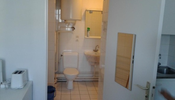 Logement tudiant Location Studio Vide Clermont Ferrand (63000)