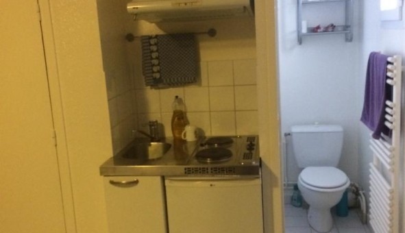 Logement tudiant Studio à Coignires (78310)