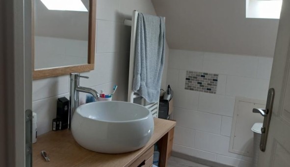 Logement tudiant Studio à Cond Sainte Libiaire (77450)