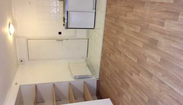 Logement tudiant Studio à Cond Sainte Libiaire (77450)