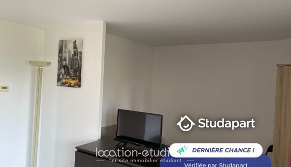 Logement tudiant Studio à Courbevoie (92400)