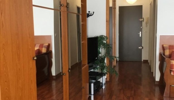 Logement tudiant Studio à Courbevoie (92400)