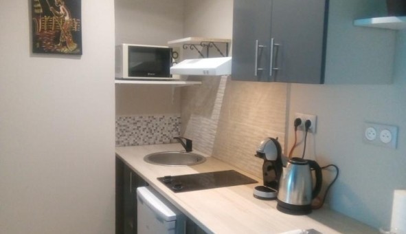 Logement tudiant Studio à Courbevoie (92400)