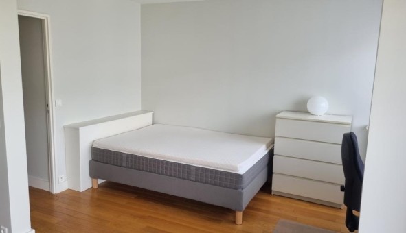 Logement tudiant Studio à Courbevoie (92400)