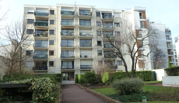 Logement tudiant Studio à Courbevoie (92400)