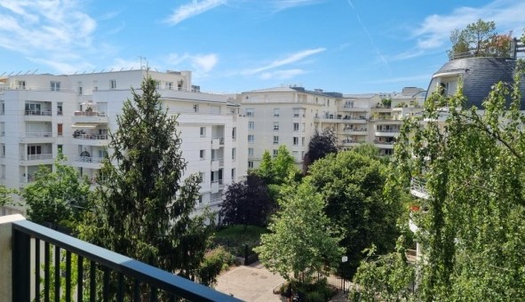 Logement tudiant Studio à Courbevoie (92400)