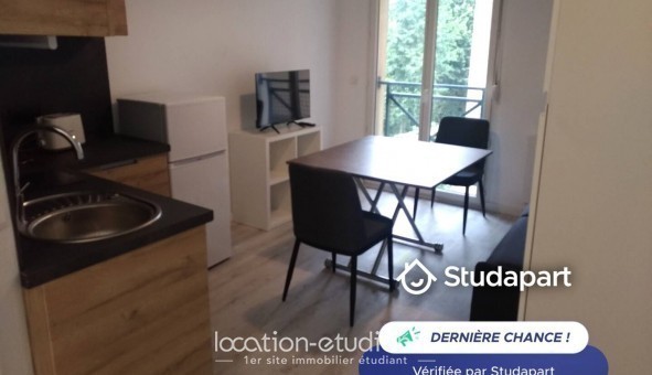 Logement tudiant Studio à Darntal (76160)