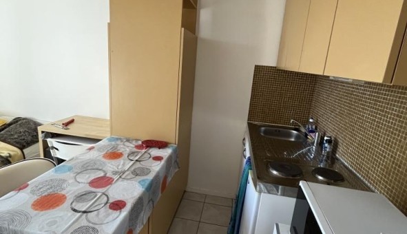 Logement tudiant Studio à Dijon (21000)