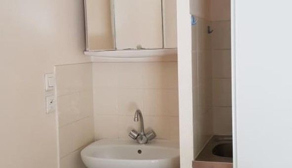 Logement tudiant Studio à Dijon (21000)