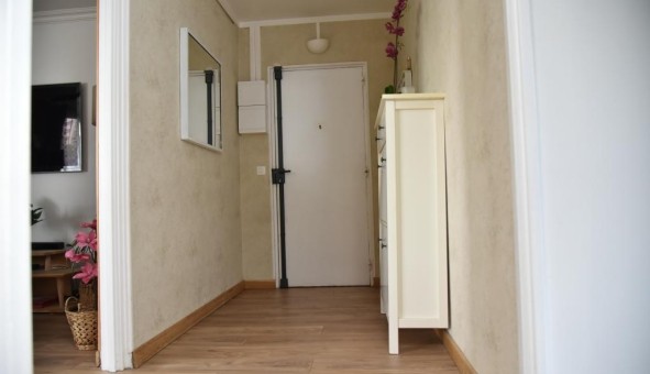 Logement tudiant Studio à Eaubonne (95600)