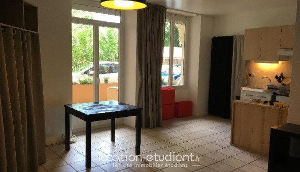 Logement tudiant Studio à cully (69130)