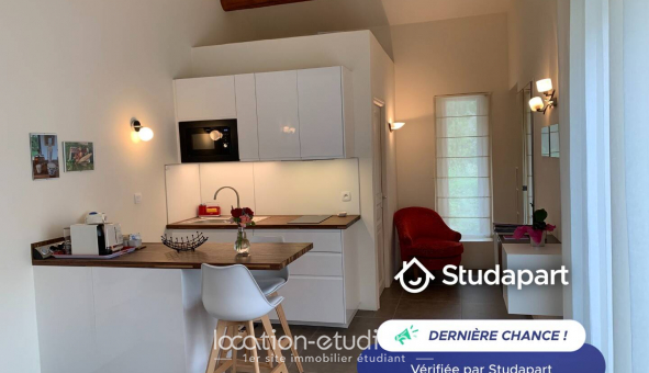 Logement tudiant Location Studio Meublé guilles (13510)