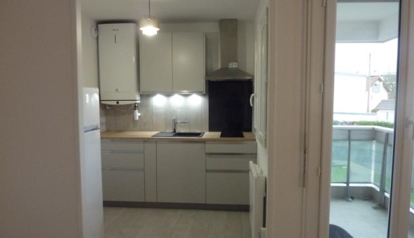 Logement tudiant Location Studio Vide Ermont (95120)