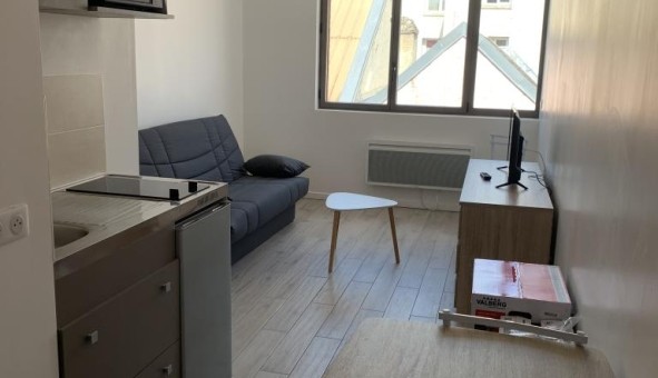 Logement tudiant Location Studio Vide Essigny le Petit (02100)