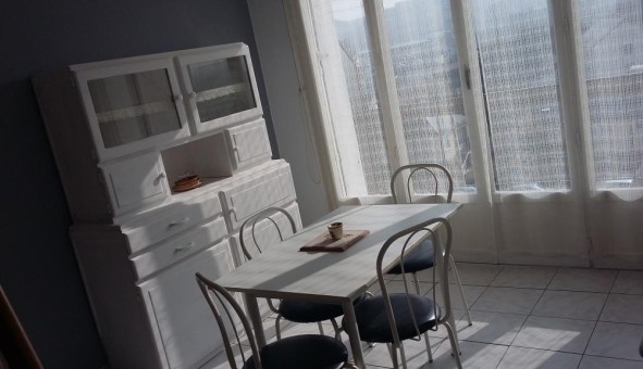 Logement tudiant Studio à vreux (27000)