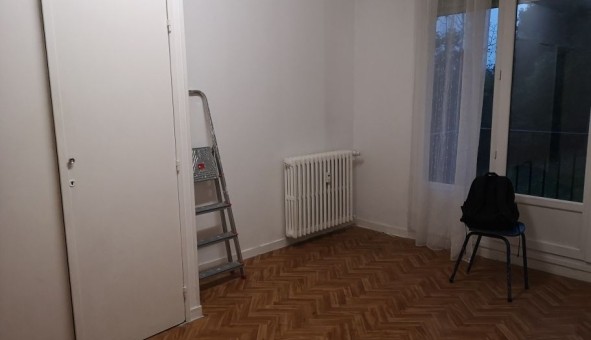 Logement tudiant Studio à vreux (27000)