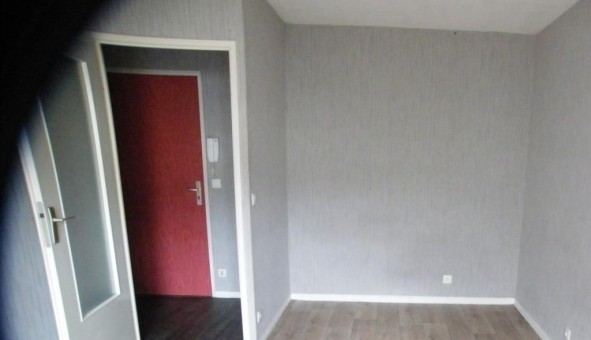 Logement tudiant Location Studio Vide vry (91000)