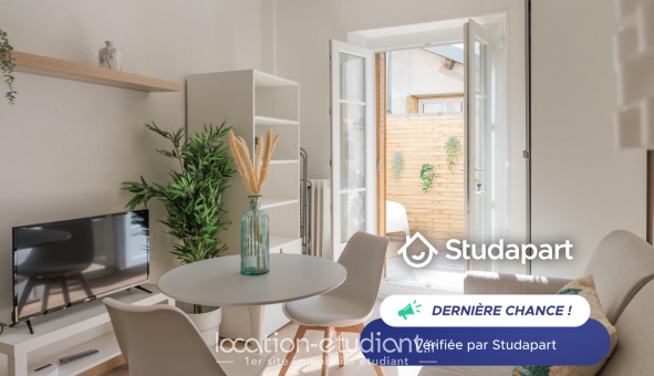 Logement tudiant Studio à Fontainebleau (77300)