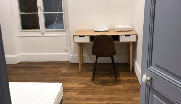 Logement tudiant Studio à Fontainebleau (77300)