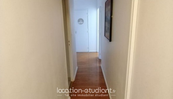 Logement tudiant Studio à Fontenay le Fleury (78330)