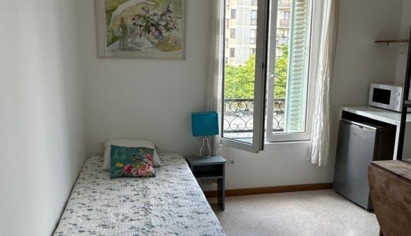 Logement tudiant Studio à Fontenay sous Bois (94120)