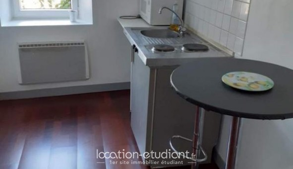 Logement tudiant Studio à Fougres (35300)