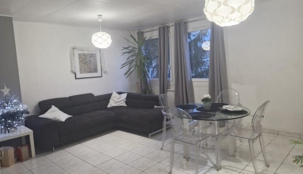 Logement tudiant Location Studio Vide Fresnes (94260)