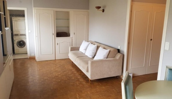 Logement tudiant Location Studio Vide Gaillard (74240)