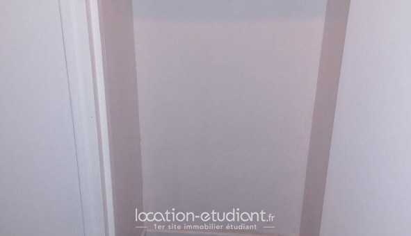 Logement tudiant Studio à Garches (92380)