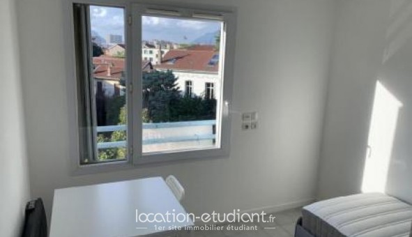 Logement tudiant Studio à Grenoble (38000)