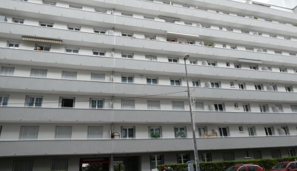 Logement tudiant Studio à Grenoble (38000)